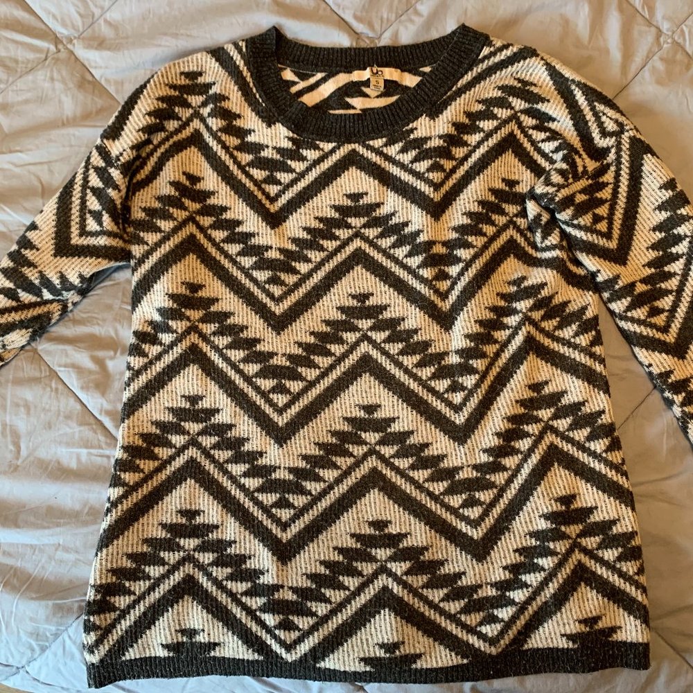 Gray Geometric Sweater